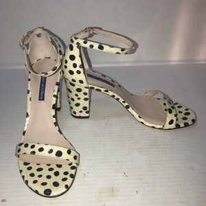 NWOB Stuart Weitzman Nearlynude Cream Dot Spotted Snake Ankle Strap Heels Sz 8
